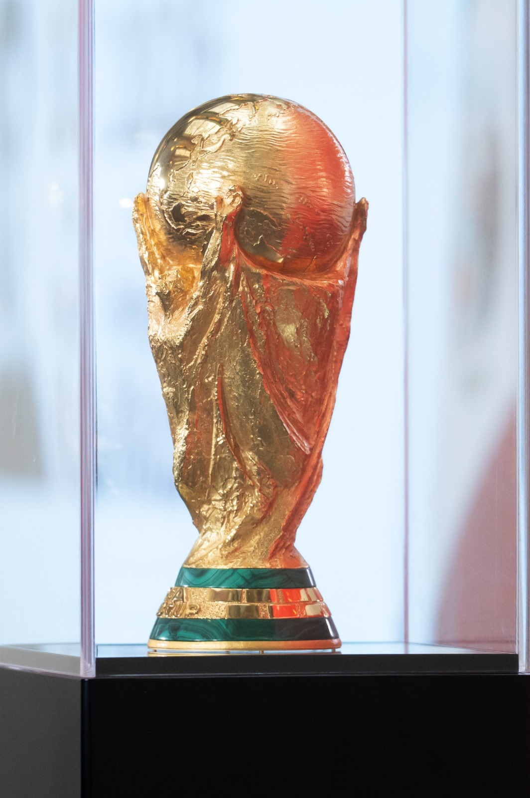 Sheinbaum recibe la Copa del Mundo