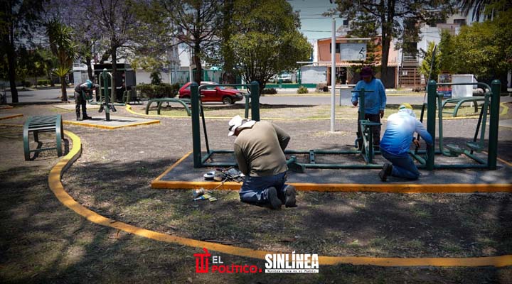 Ayuntamiento de Puebla fortalece mantenimiento de mobiliario urbano en parques