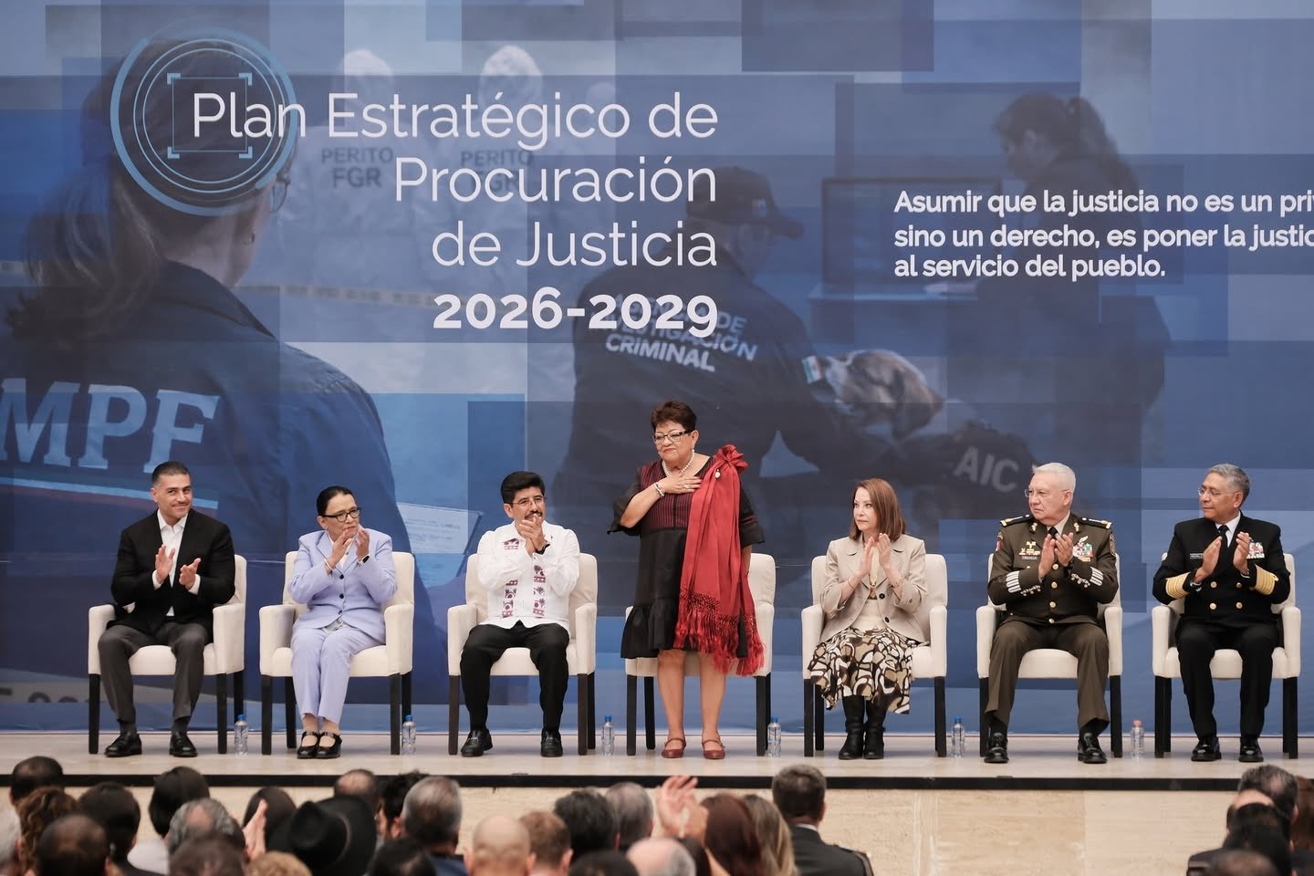 Ernestina Godoy plan justicia