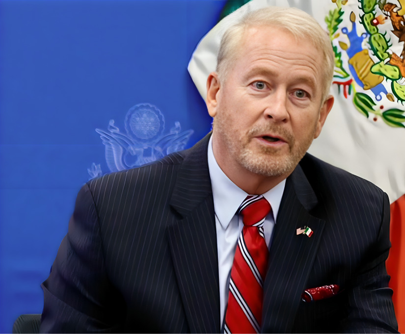 Johnson lamenta muerte de funcionarios de la embajada de EU