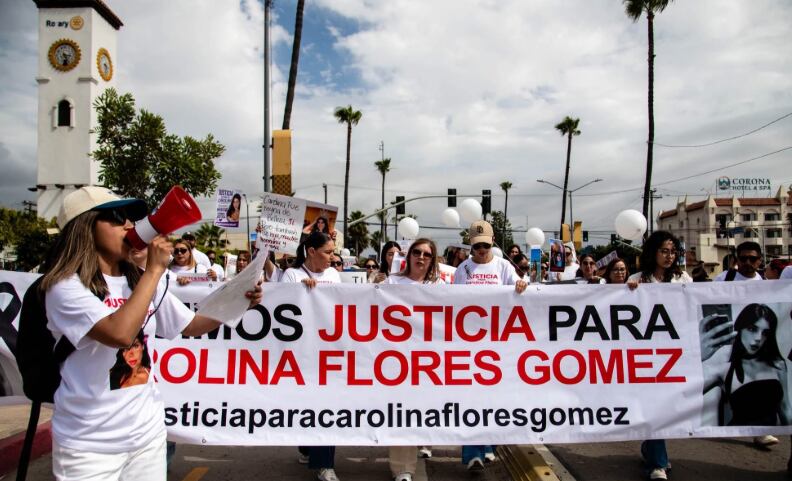 justicia Carolina Flores