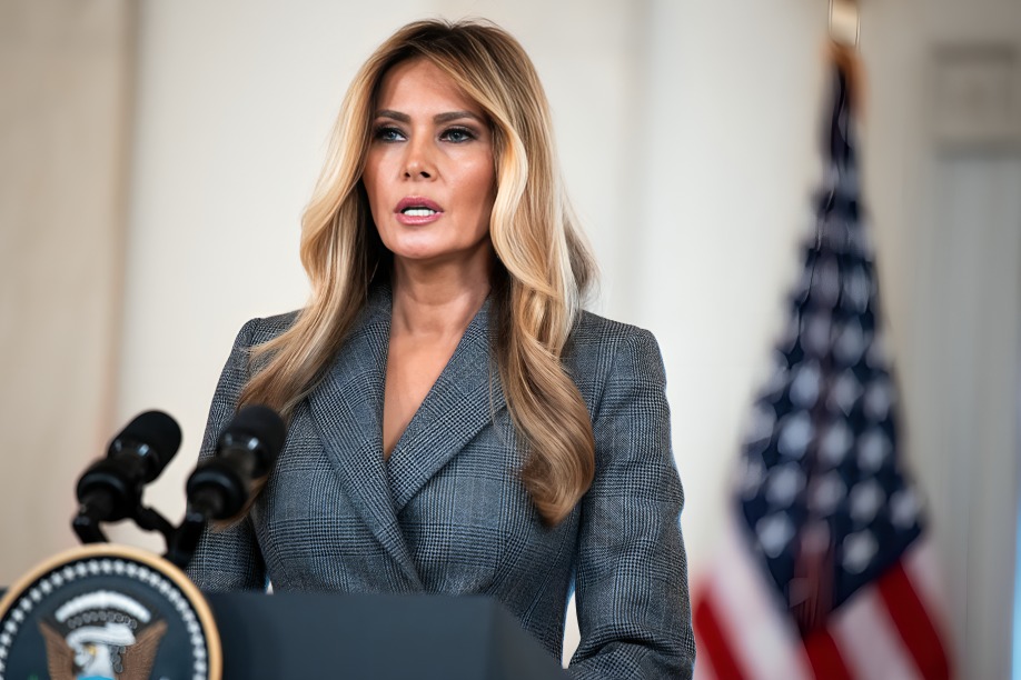 Melania Trump niega vínculos con Epstein