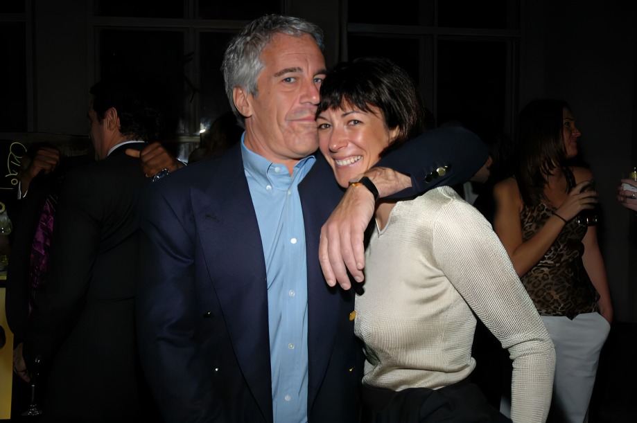 Melania Trump rechaza relación con Epstein