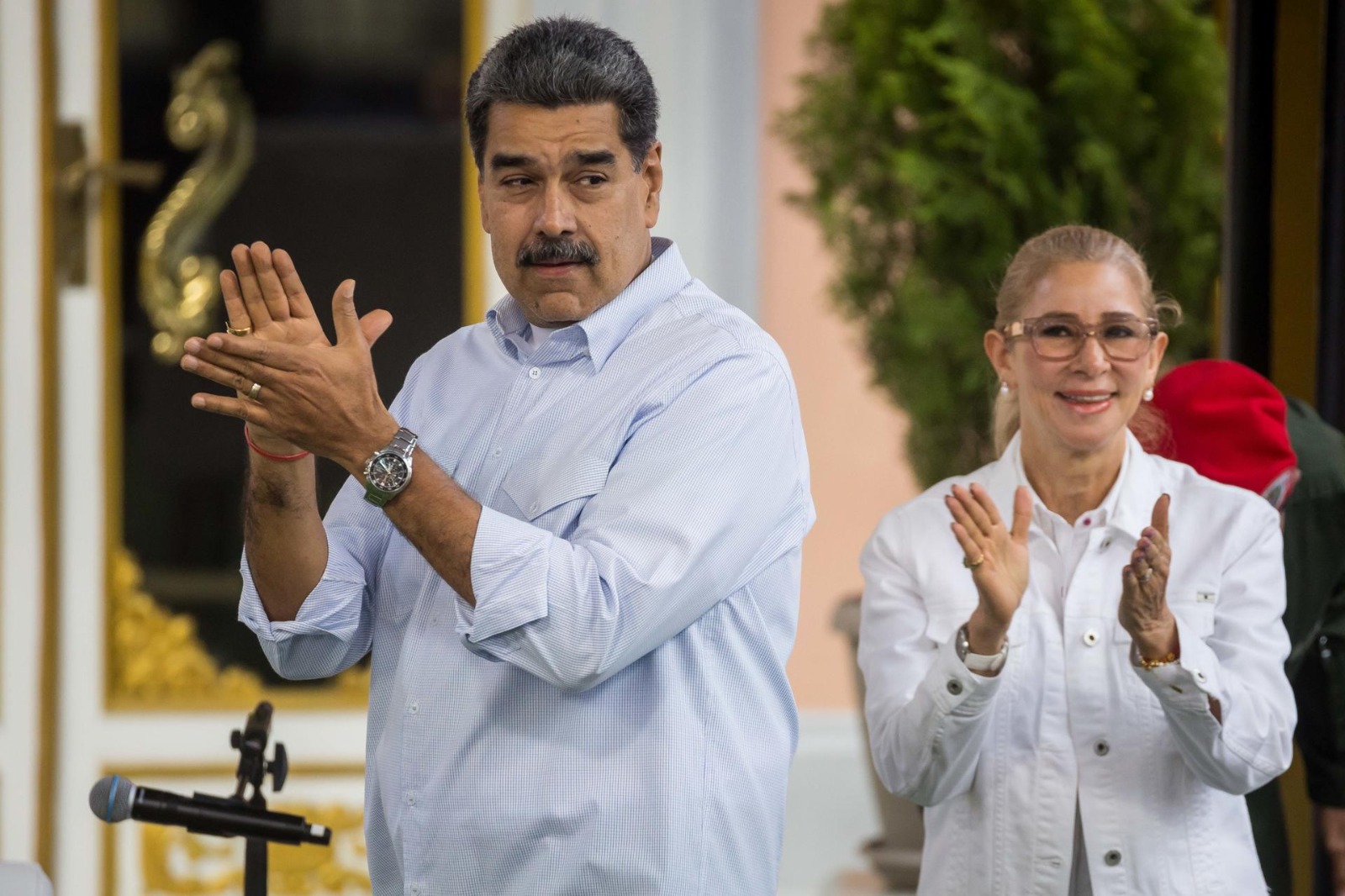 Venezuela podrá pagar defensa legal al presidente Maduro en EU