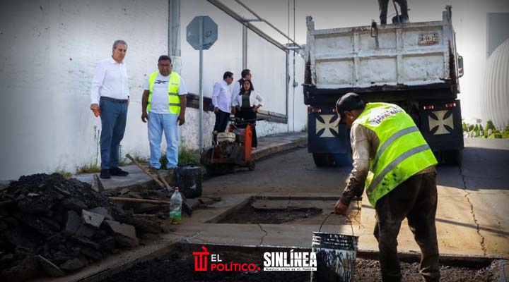 Ayuntamiento de Puebla supervisa avance de trabajos de bacheo