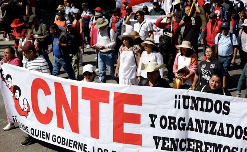 CNTE mantendrá calendario alternativo