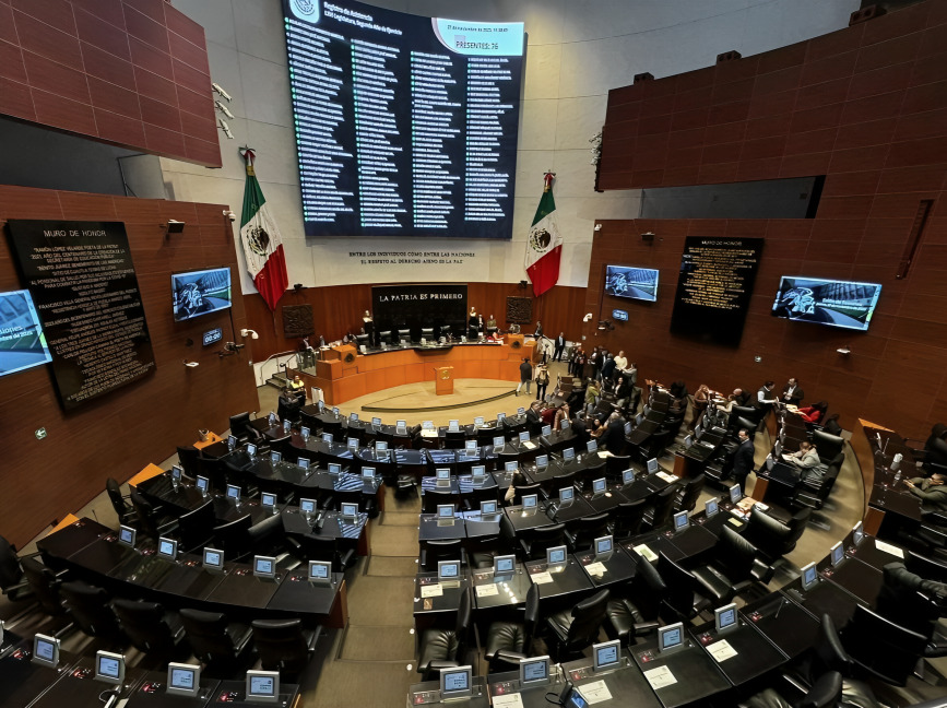 Enrique Inzunza asistirá a periodo extraordinario en Senado