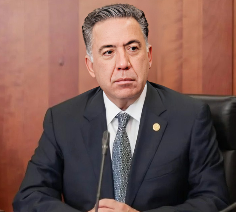 Enrique Inzunza asistirá a periodo extraordinario en Senado