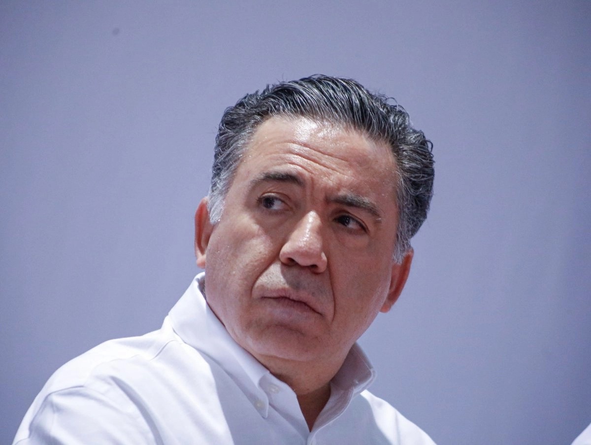 Javier Corral ve "tranquilo y listo para defenderse" a Enrique Inzunza