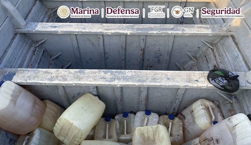 Lancha decomiso Marina