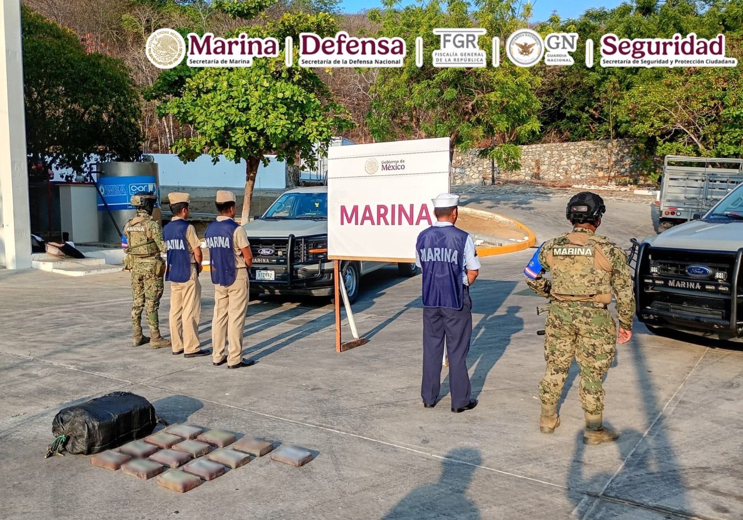Marina asegura 13 paquetes y un bulto de cocaína en Oaxaca