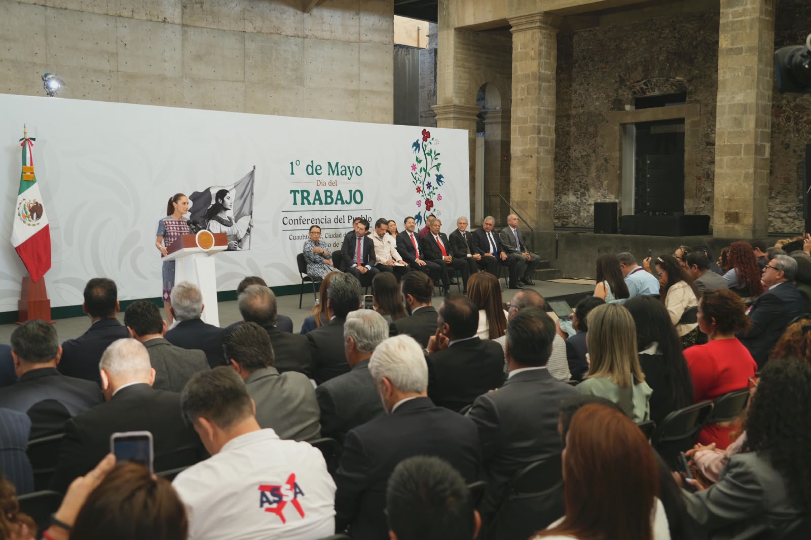 Sheinbaum respalda a trabajadores 