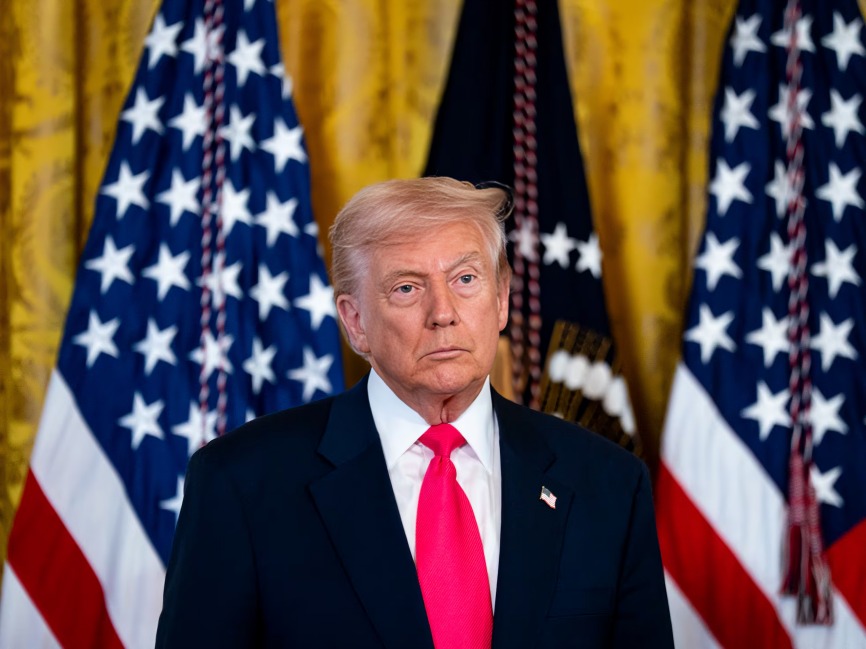 Trump critica a papa León XIV