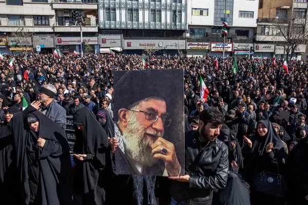 Trump exige a Irán ceder su uranio para firmar acuerdo de paz