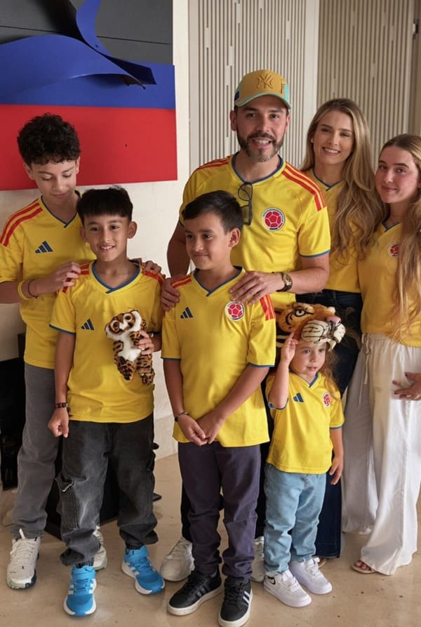 Trump celebra el triunfo de De la Espriella en Colombia