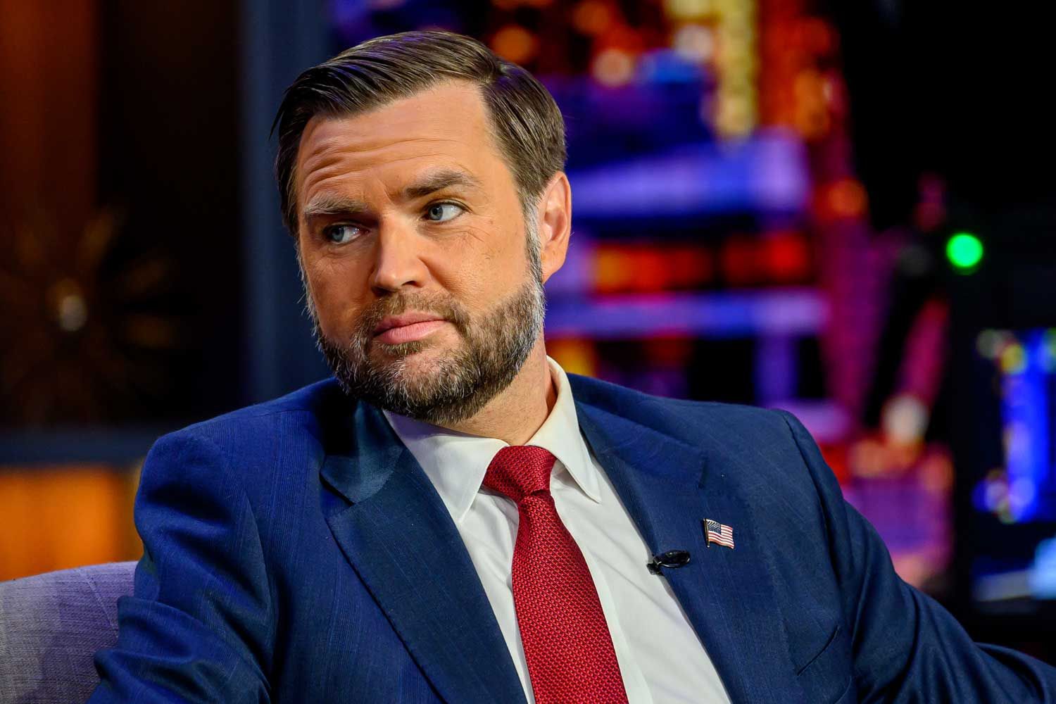 JD Vance amenaza a México