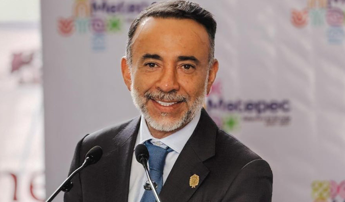 Morena pide separar del cargo a alcalde de Metepec