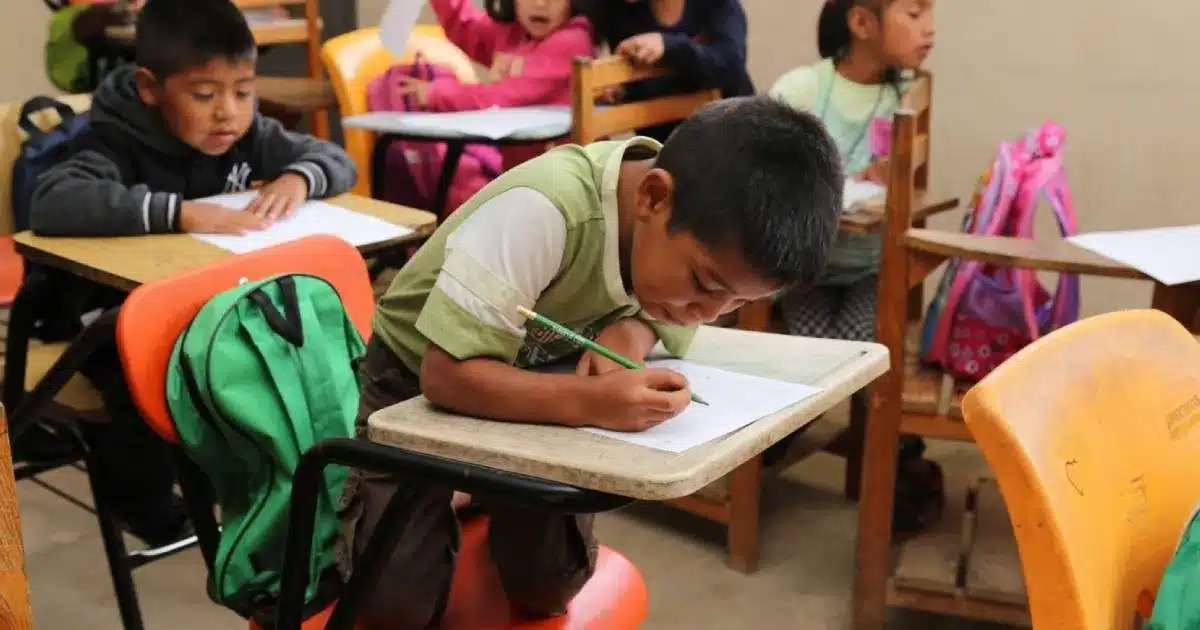 Niños sin clases CNTE