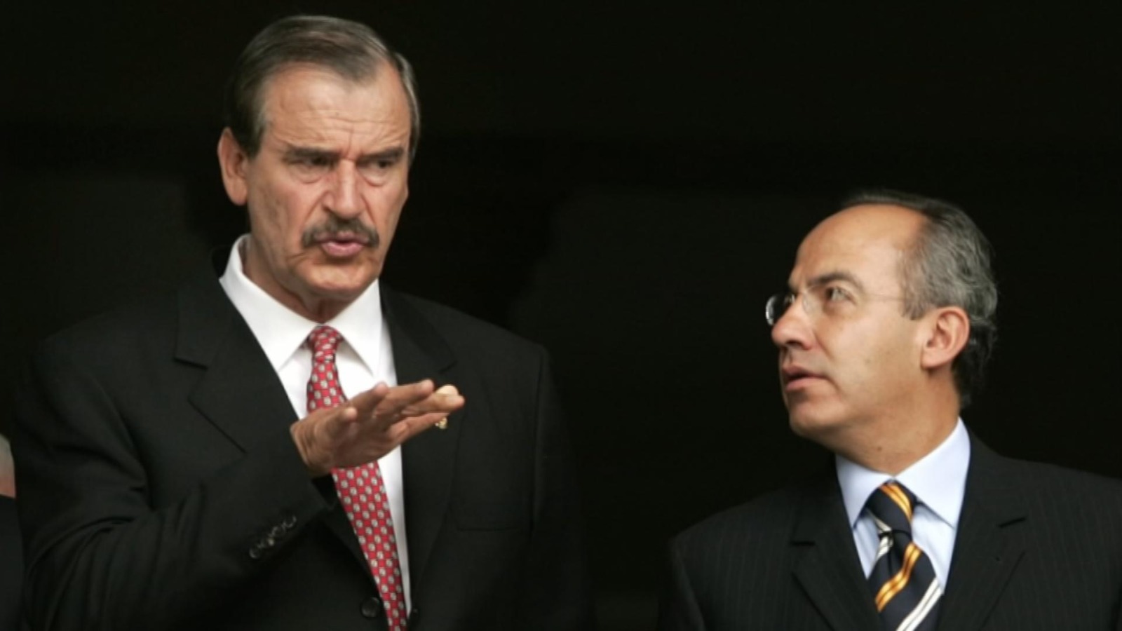 PAN acusa a AMLO de crímenes de lesa humanidad