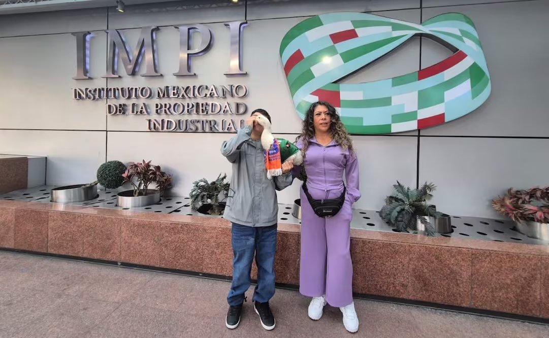 Pato Merlín acude al IMPI