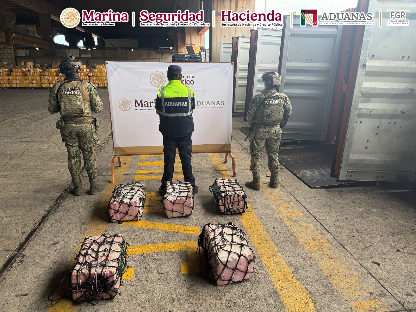 Semar asegura contenedor con 137 kilos de cocaína en aduana de Lázaro Cárdenas