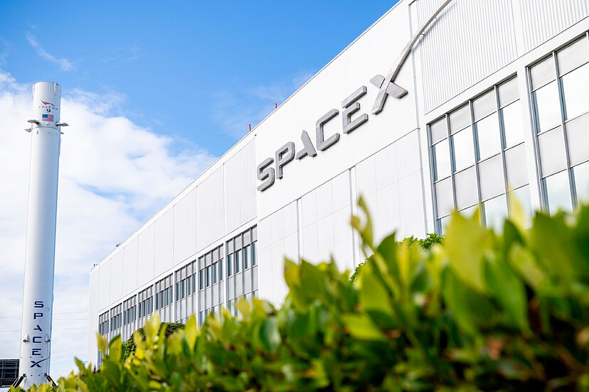 SpaceX Elon Musk
