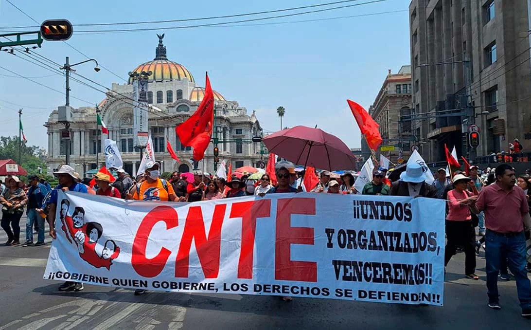 Suspensión de clases CNTE 
