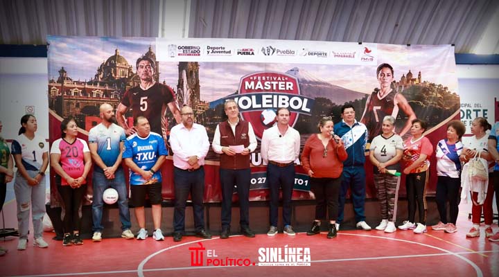 Ayuntamiento de Puebla sostiene encuentro con equipos rumbo al Festival Máster de Voleibol