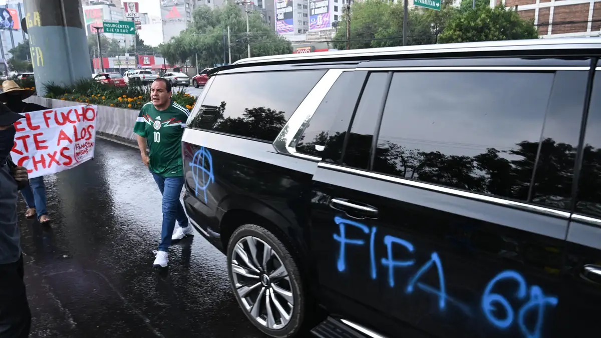 Cuauhtémoc Blanco acusa agresión a su familia durante bloqueo rumbo al Estadio CDMX