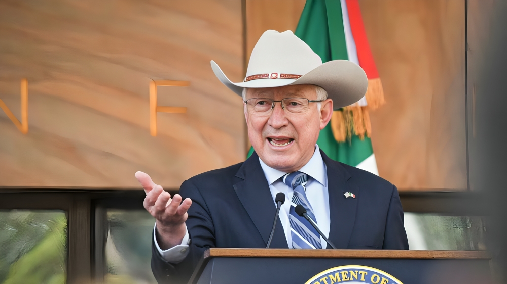Ken Salazar niega vínculos de Rocha Moya con crimen organizado