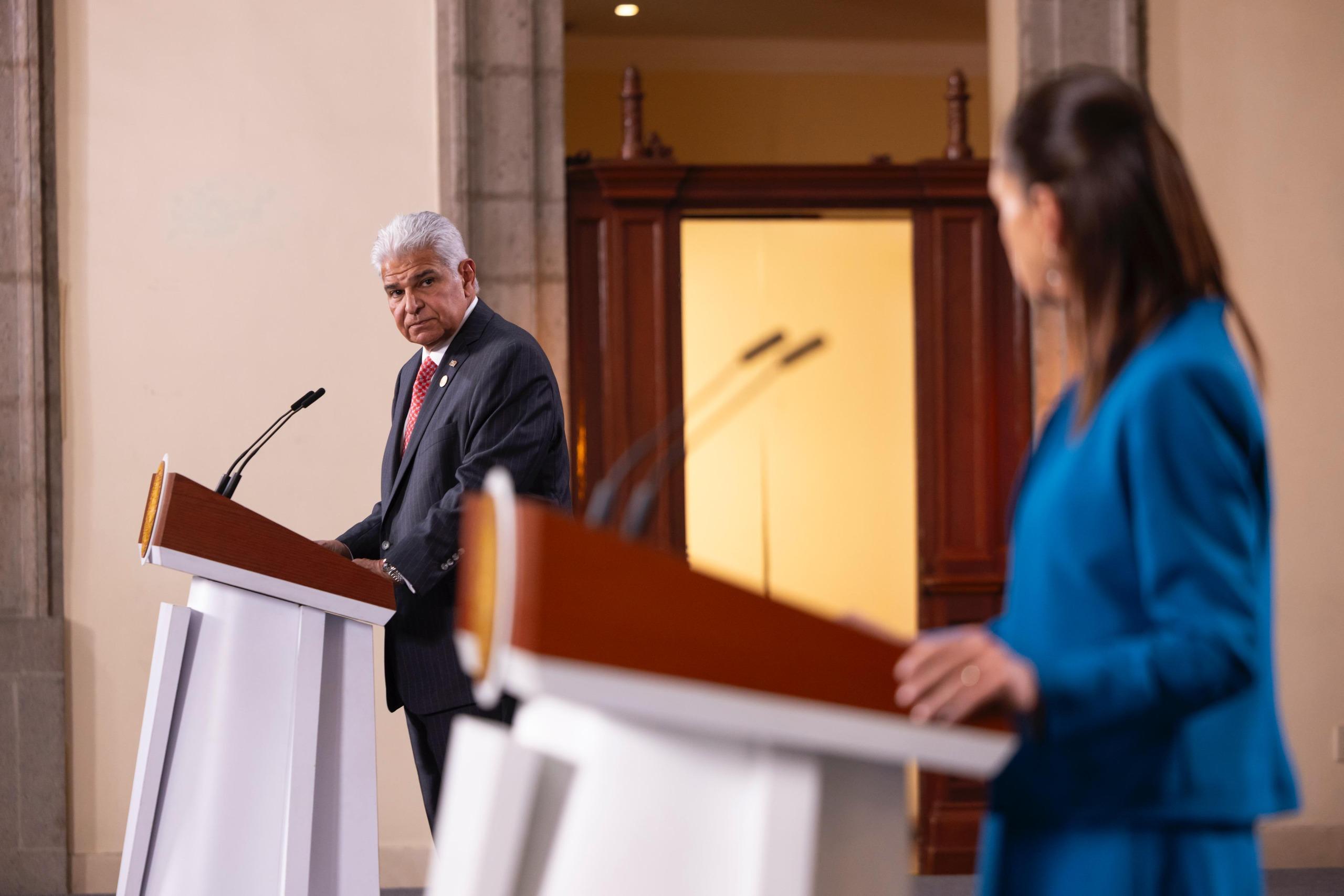 México y Panamá tienen encuentro bilateral en Palacio Nacional