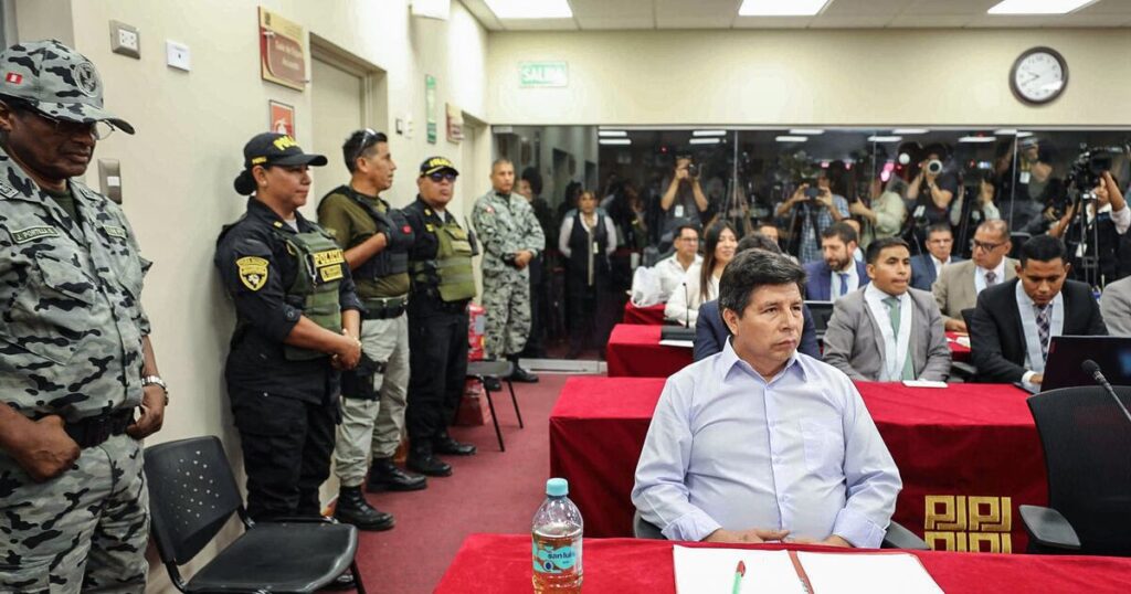 Pedro Castillo, Perú