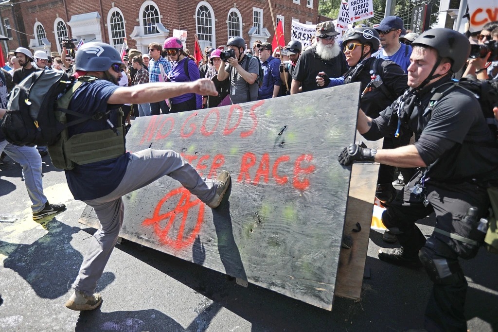 Trump critica a Antifa