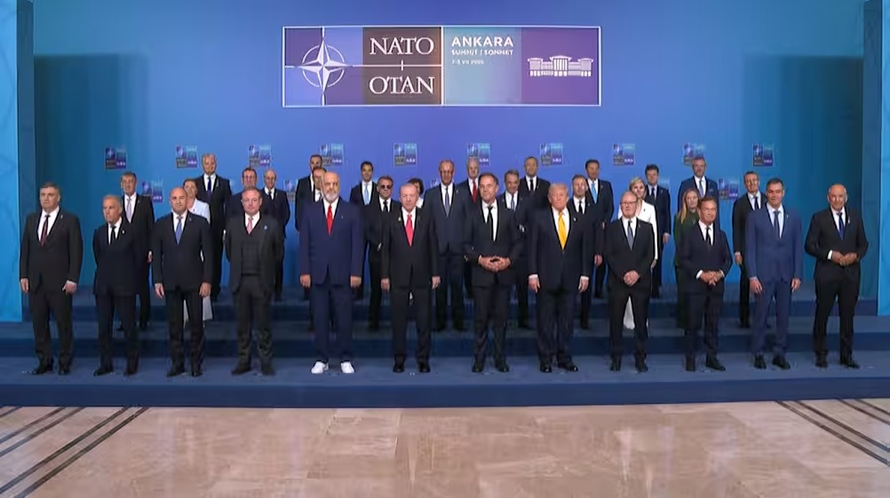 Trump llama inútiles a sus aliados europeos en la OTAN