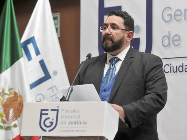 Ulises Lara renuncia a la Fiscalía General de la República